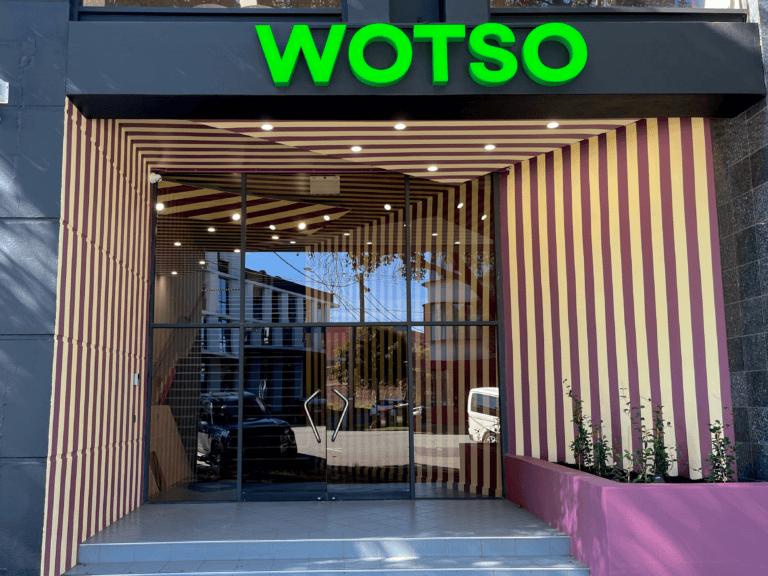 6D6A0EFA-FCE8-4EAE-9F54-FBD9A301E1C6